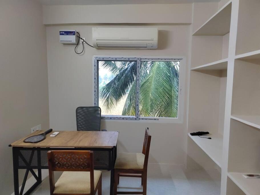 Gangi Kota North Flat Apartment Kovvur ภายนอก รูปภาพ