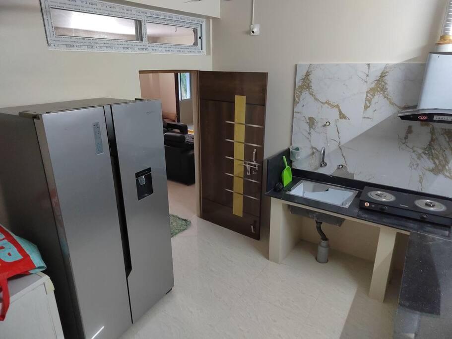 Gangi Kota North Flat Apartment Kovvur ภายนอก รูปภาพ