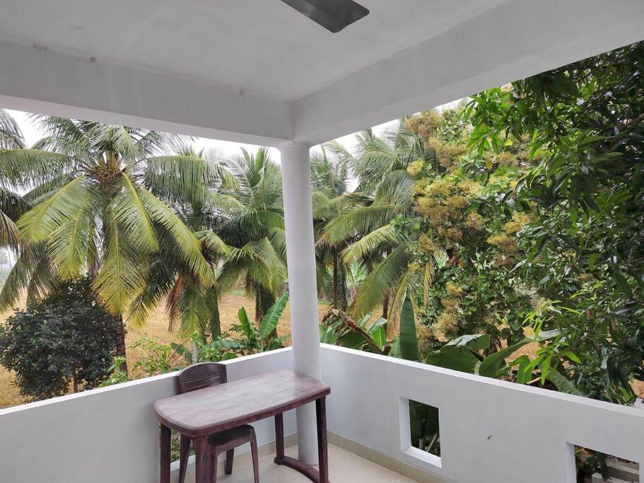 Gangi Kota North Flat Apartment Kovvur ภายนอก รูปภาพ